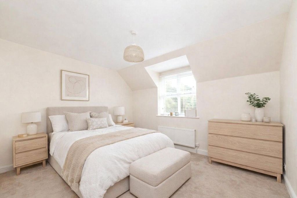 Additional image 4 of 2 bed flat for saleLyster Mews, Cobham, Cobham, Surrey KT11