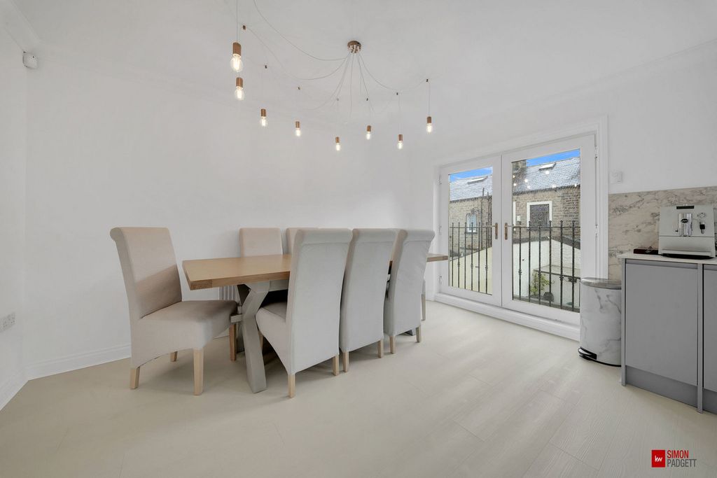 Additional image 4 of 4 bed terraced house for saleStandroyd Road, Colne BB8