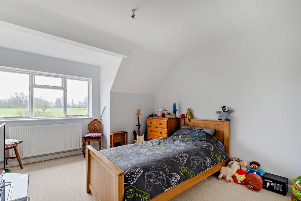 Additional image 10 of 4 bed detached house for saleHorsham Road, Cranleigh, Surrey GU6