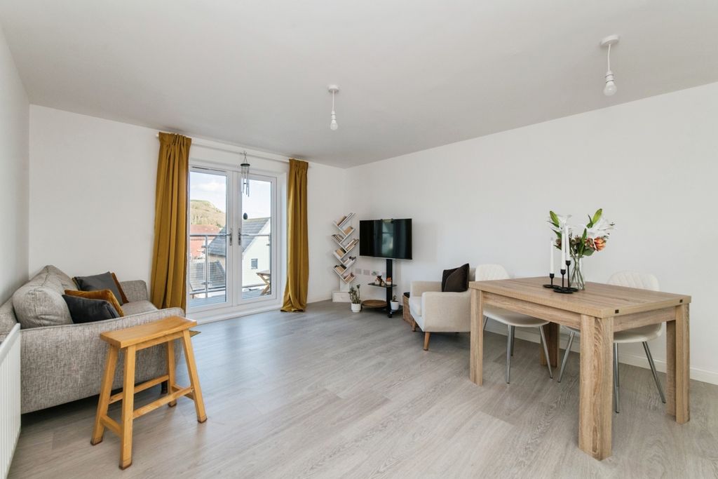 2 bed flat for saleShearwater Way, Seaton, Devon EX12 photo 4