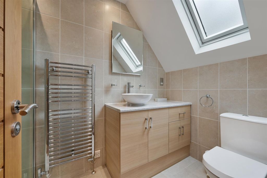 Additional image 27 of 4 bed detached house for saleWoodfield Hill, Chipstead CR5