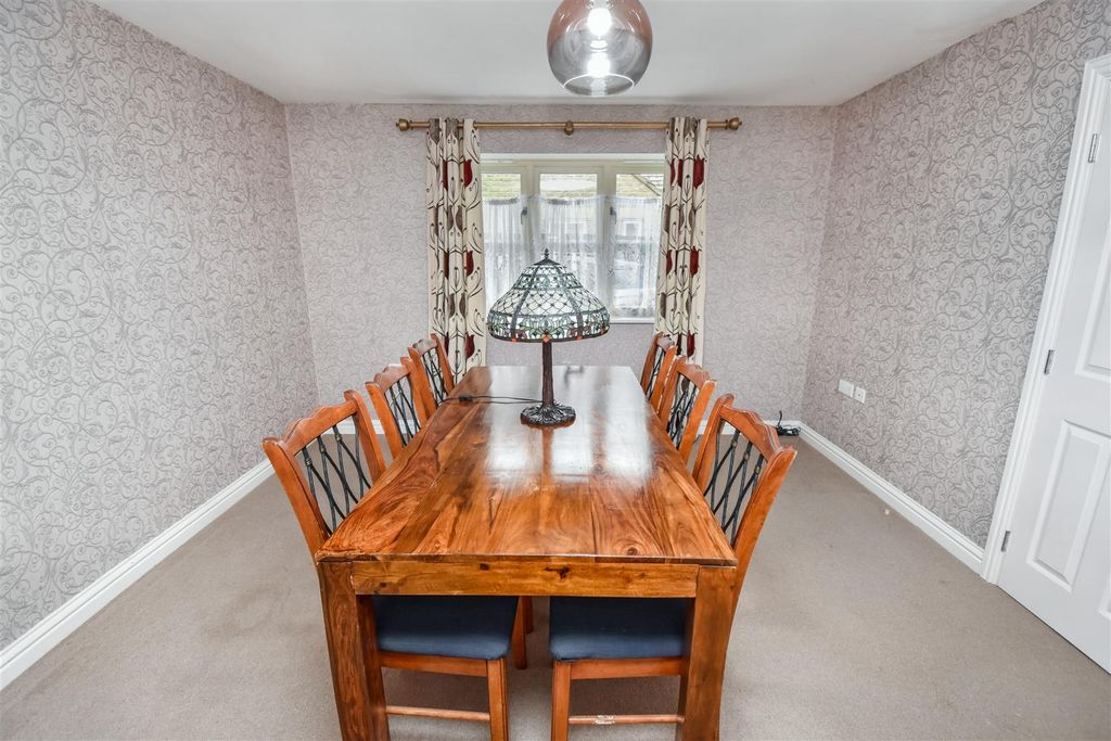 Additional image 9 of 4 bed detached house for saleNN17, Lorraine Gardens, Weldon