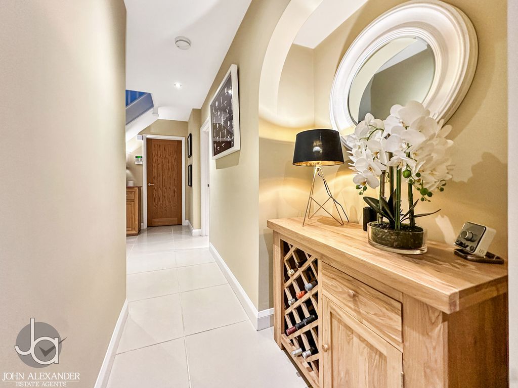 Additional image 19 of 4 bed detached house for saleStraight Road, Colchester CO3