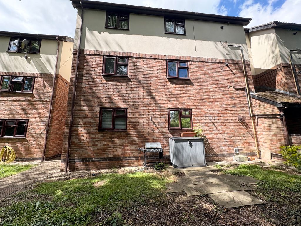 Additional image 19 of 2 bed flat for saleCharnwood Road, Loughborough LE12