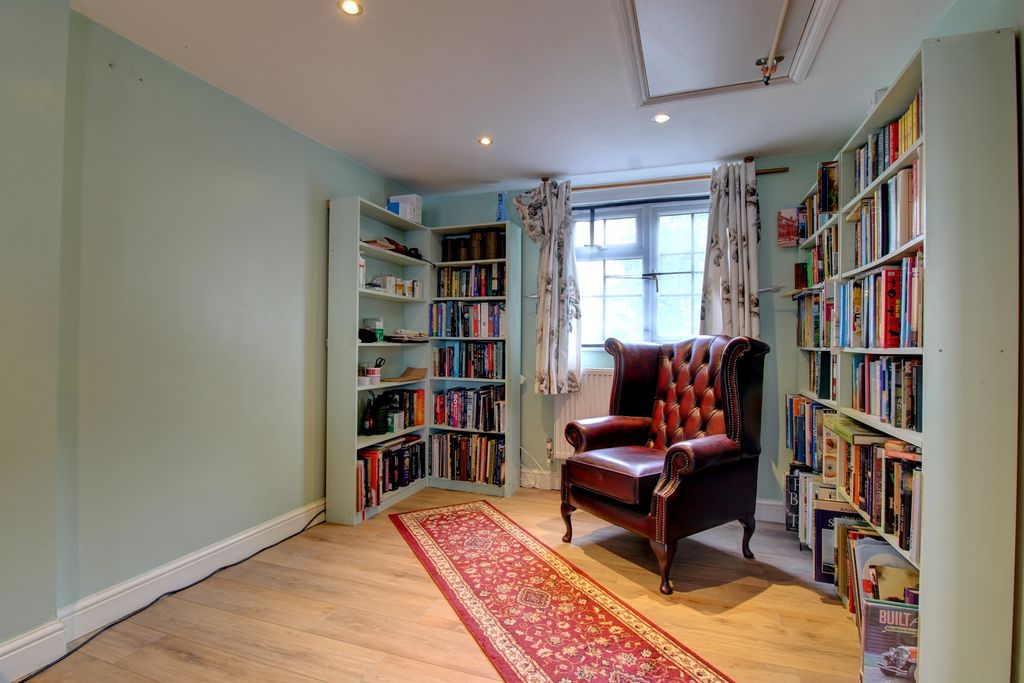 Additional image 14 of 4 bed detached house for saleIpswich Road, Colchester CO4