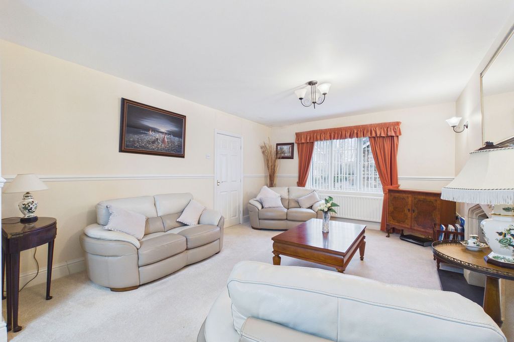 4 bed detached house for saleHowthorne Fields, Cleator CA23 photo 4