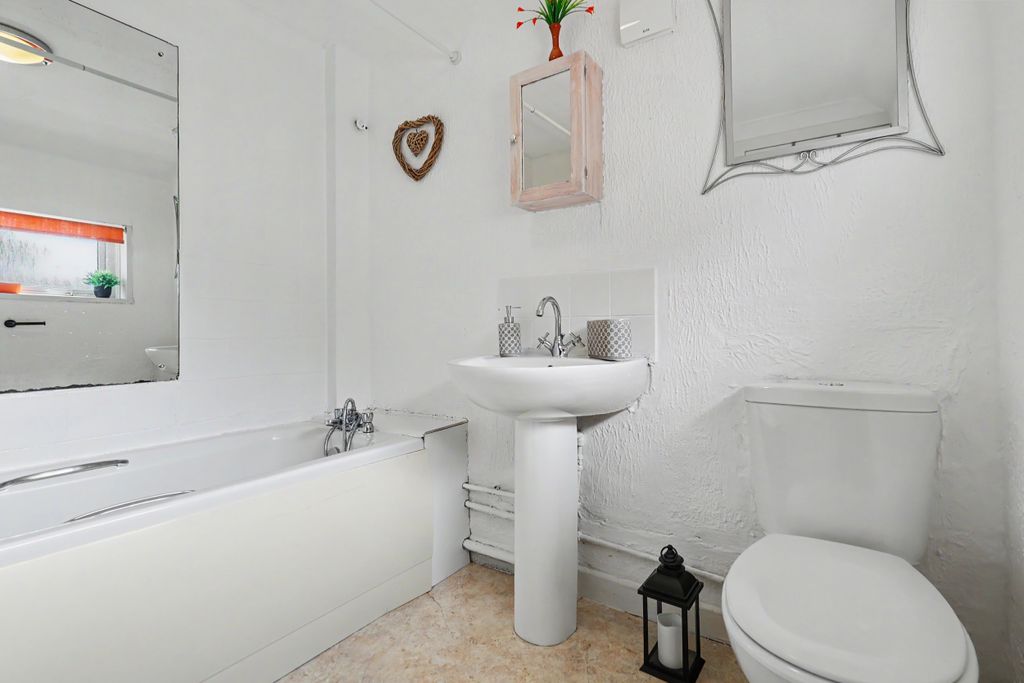 Additional image 21 of 2 bed flat for saleEspieside Crescent, Coatbridge ML5
