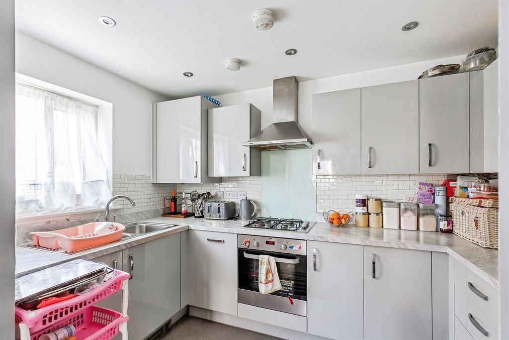Additional image 8 of 2 bed flat for saleHoldenby Drive, Corby NN17