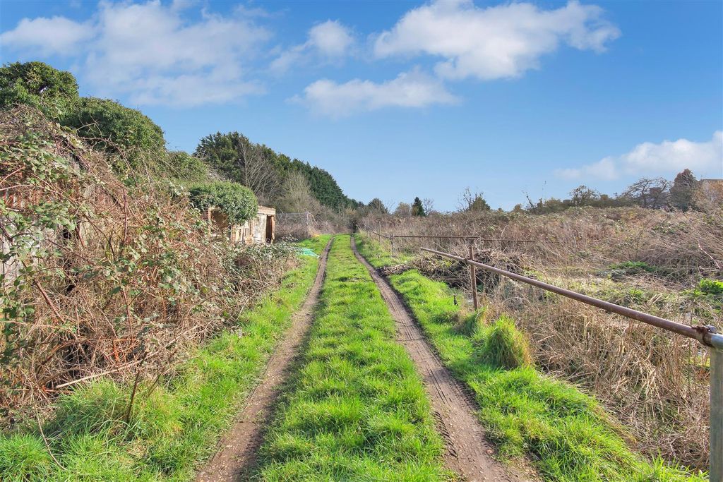 Additional image 2 of Land for saleEastfield Road, Wellingborough NN8