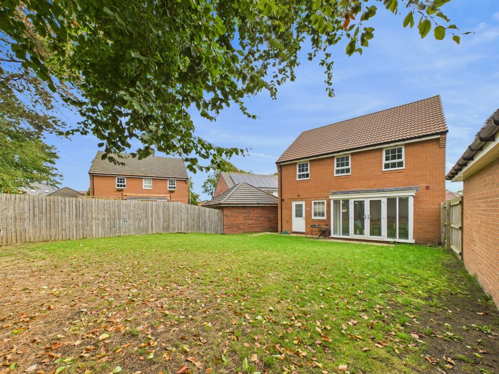 Additional image 2 of 4 bed detached house for saleCoupland Rise, Cottingham HU16