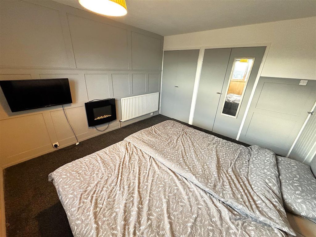 Additional image 13 of 3 bed flat for saleElizabeth Street, Corby NN17