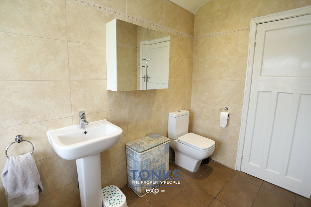 Additional image 18 of 4 bed detached house for saleHigh Haden Crescent, Cradley Heath B64