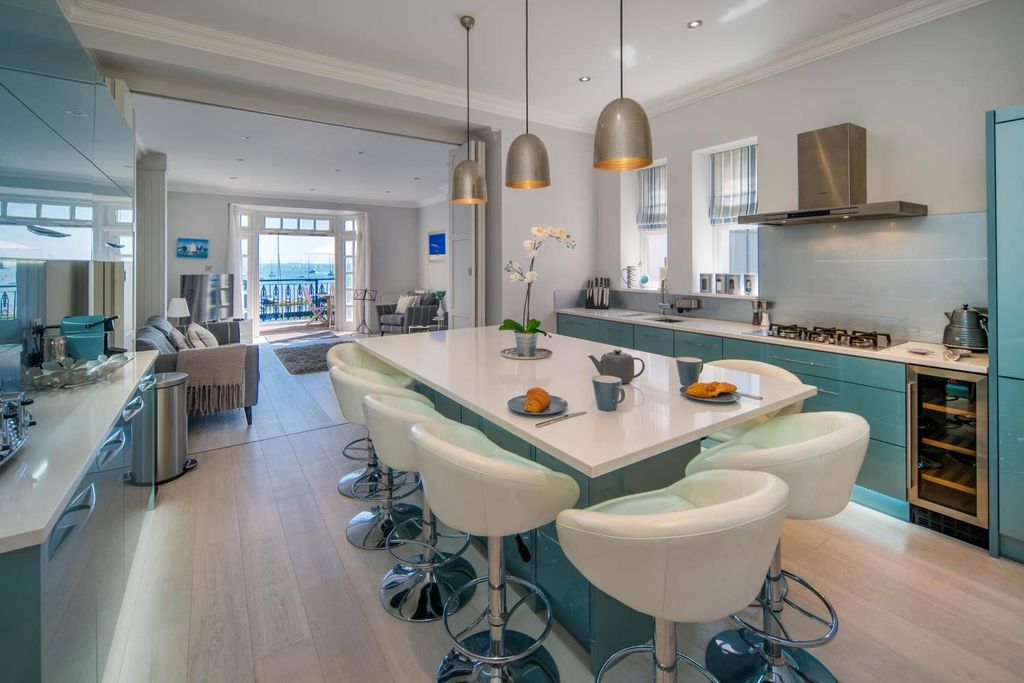 Additional image 6 of 4 bed town house for saleOld Town, Cowes, Isle Of Wight PO31