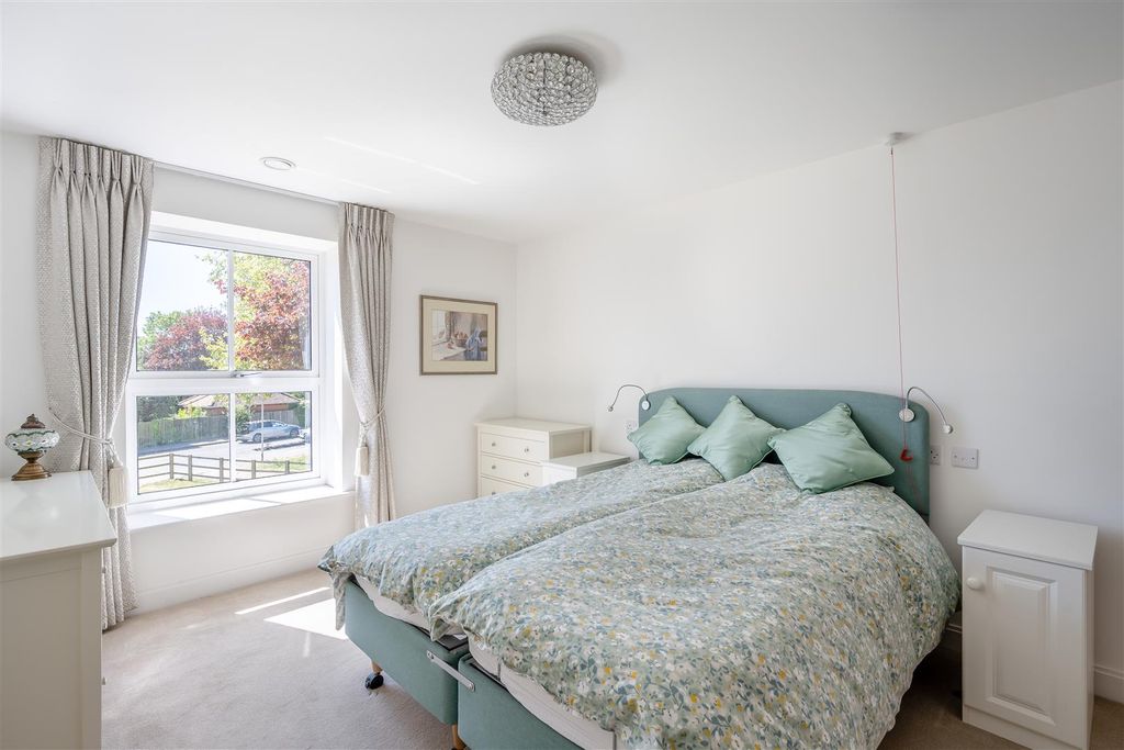 Additional image 7 of 2 bed flat for saleLancer House, Butt Road, Colchester CO2