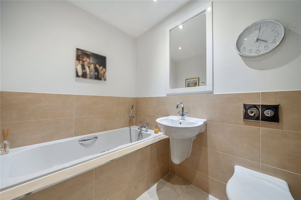 Additional image 14 of 3 bed flat for saleBetween Streets, Cobham, Surrey KT11