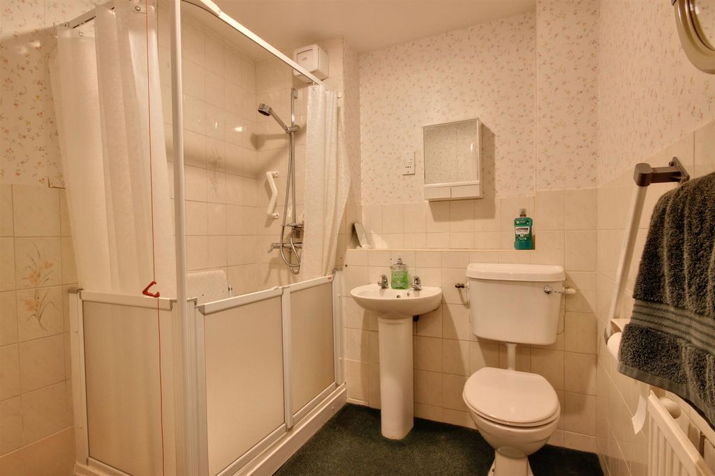 Additional image 9 of 2 bed flat for saleApplegarth Mews, Crescent Street, Cottingham HU16