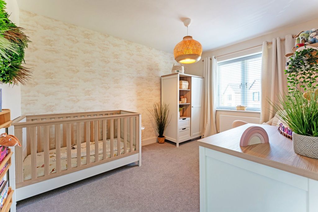 Additional image 24 of 4 bed detached house for saleLake Drive, Weldon, Corby, Northamptonshire NN17