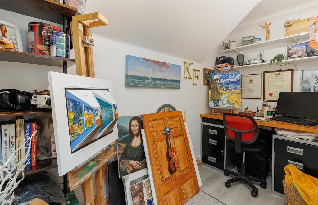 Additional image 19 of 3 bed flat for saleCowes, Isle Of Wight PO31
