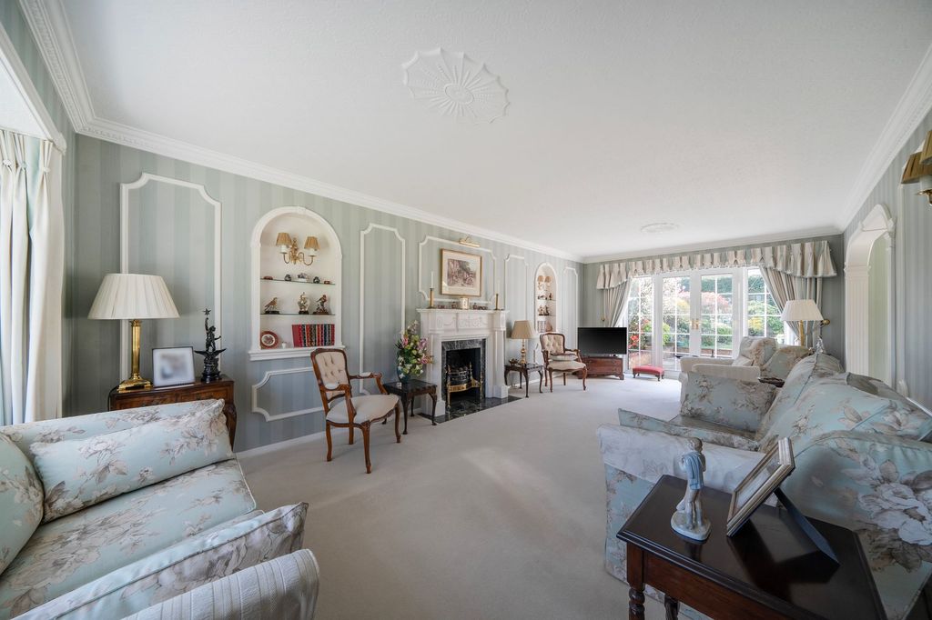 Additional image 2 of 4 bed detached house for saleCromwell Place, Cranleigh GU6