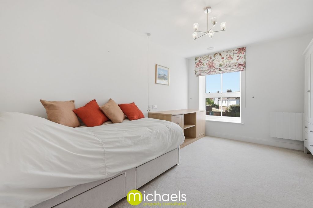 Additional image 12 of 2 bed flat for saleButt Road, Colchester, Colchester CO2
