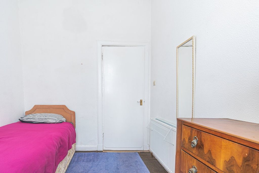 Additional image 12 of 2 bed flat for saleDundas Street, Lochgelly KY5