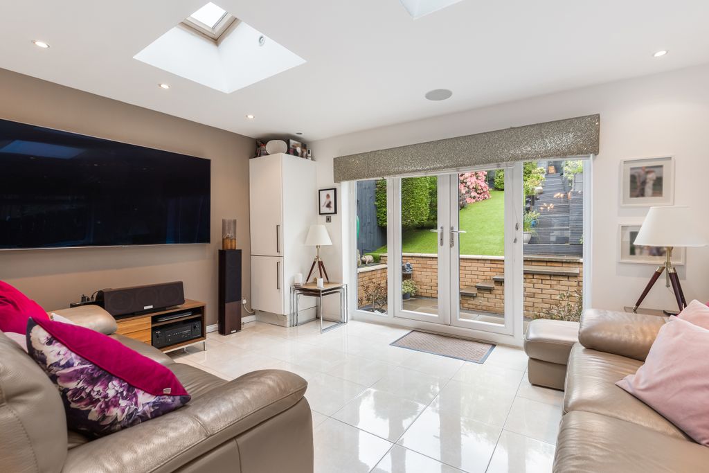 Additional image 16 of 3 bed semi-detached house for saleSt. Martins Gate, Coatbridge ML5