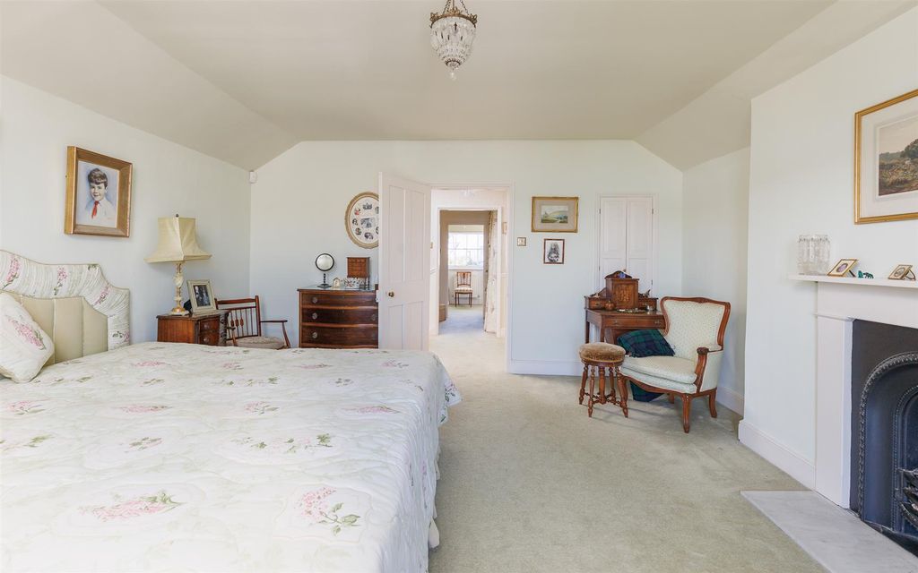 Additional image 18 of 3 bed semi-detached house for saleCowes, Isle Of Wight PO31