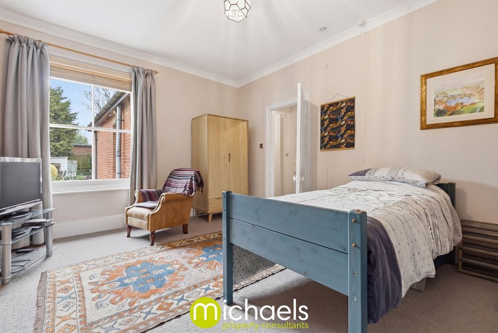 Additional image 18 of 5 bed semi-detached house for saleMaldon Road, Colchester CO3