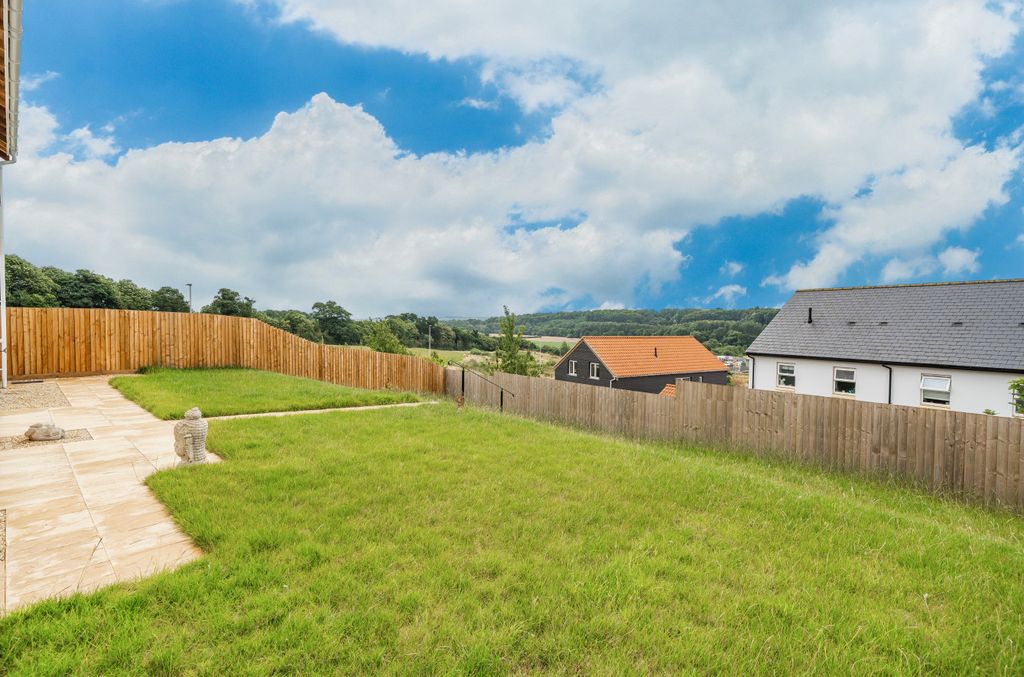 Additional image 4 of 4 bed detached house for saleWentworth Gardens, Crediton, Devon EX17