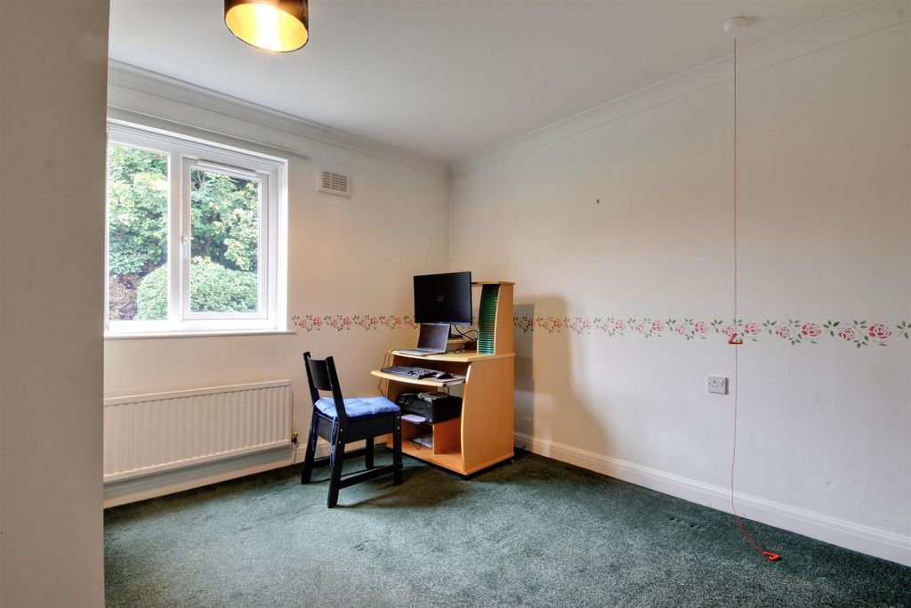 Additional image 10 of 2 bed flat for saleApplegarth Mews, Crescent Street, Cottingham HU16