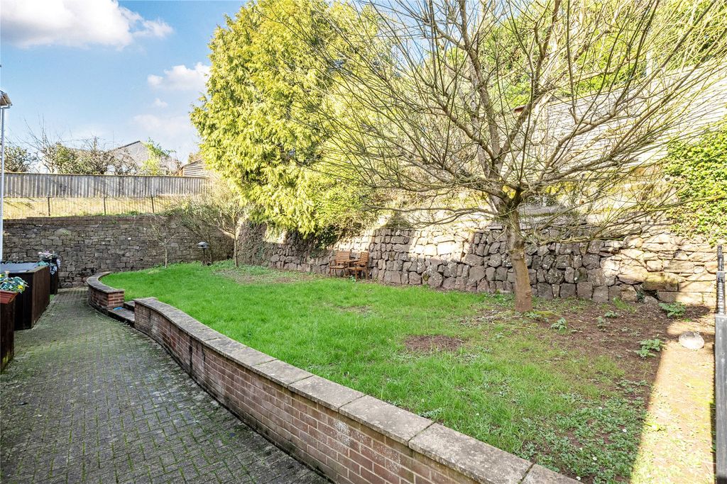 Additional image 4 of 2 bed flat for saleParliament Square, Parliament Street, Crediton, Devon EX17