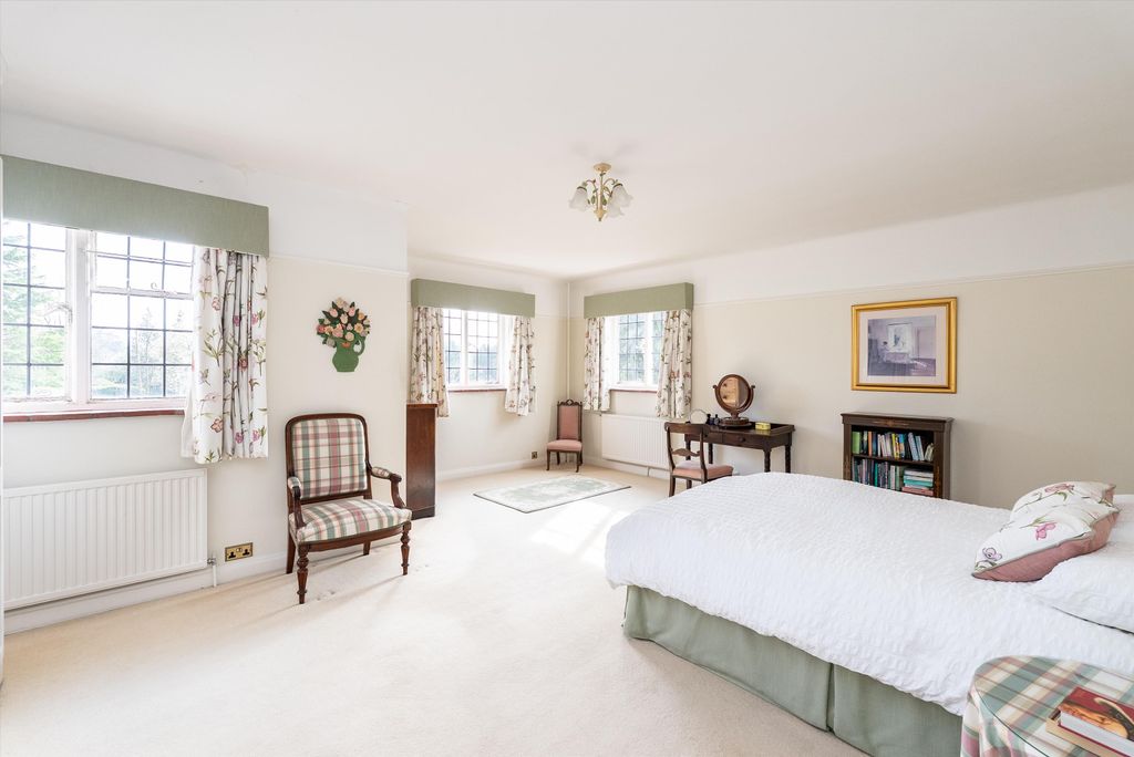 Additional image 14 of 5 bed detached house for saleLeigh Hill Road, Cobham, Surrey KT11