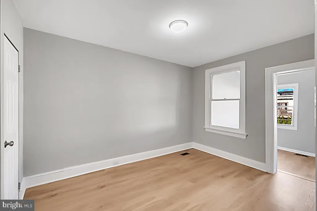 Additional image 22 of 727 Otis Place NW, Washington, DC 20010