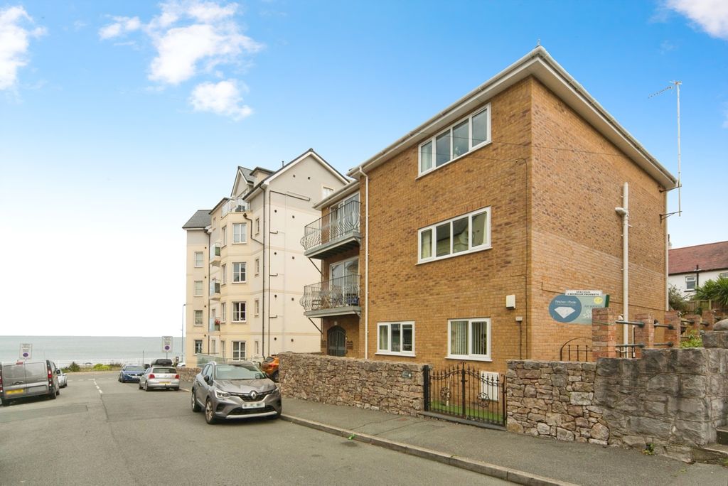 5 bed detached house for salePenrhos Road, Colwyn Bay, Conwy LL28