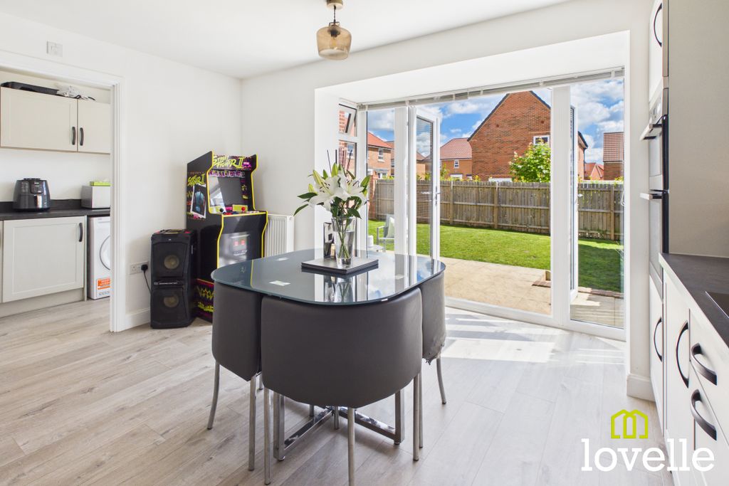 Additional image 16 of 4 bed detached house for saleHamel Garth, Cottingham HU16