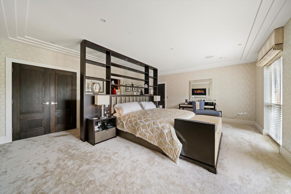 Additional image 10 of 6 bed detached house for saleEaton Park, Cobham, Surrey KT11