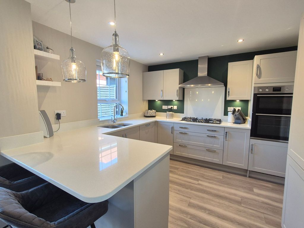Additional image 6 of 4 bed detached house for salePercival Way, Hugglescote LE67