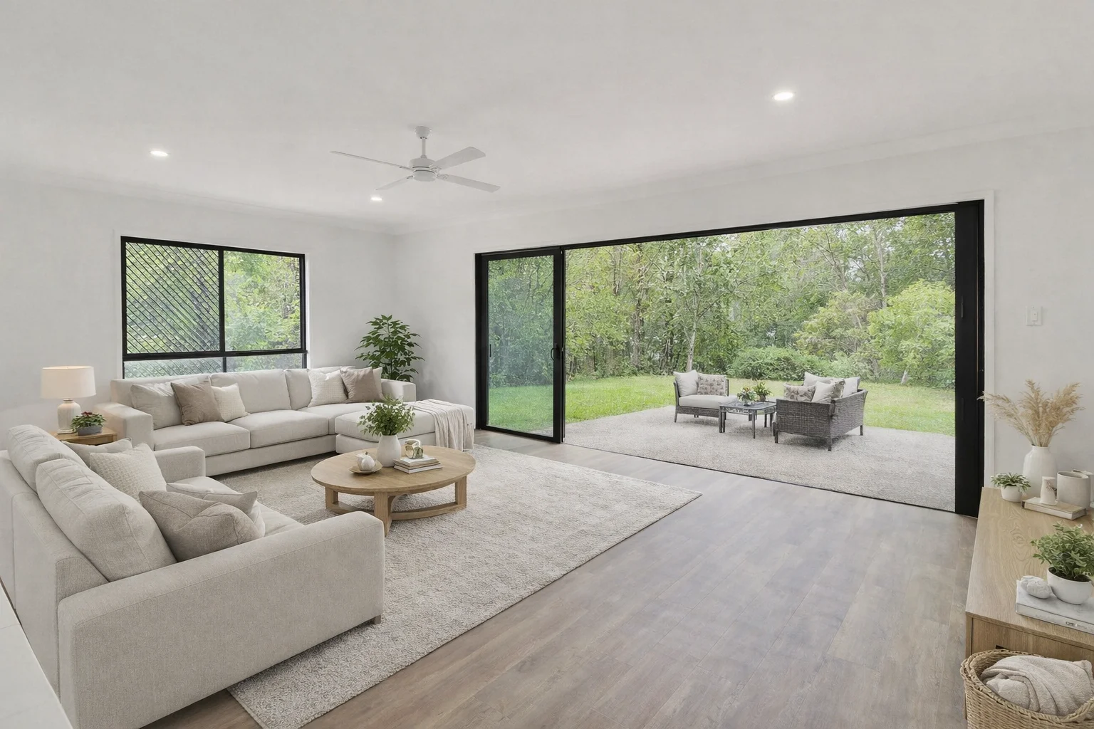Birkdale QLD 4159 photo 2