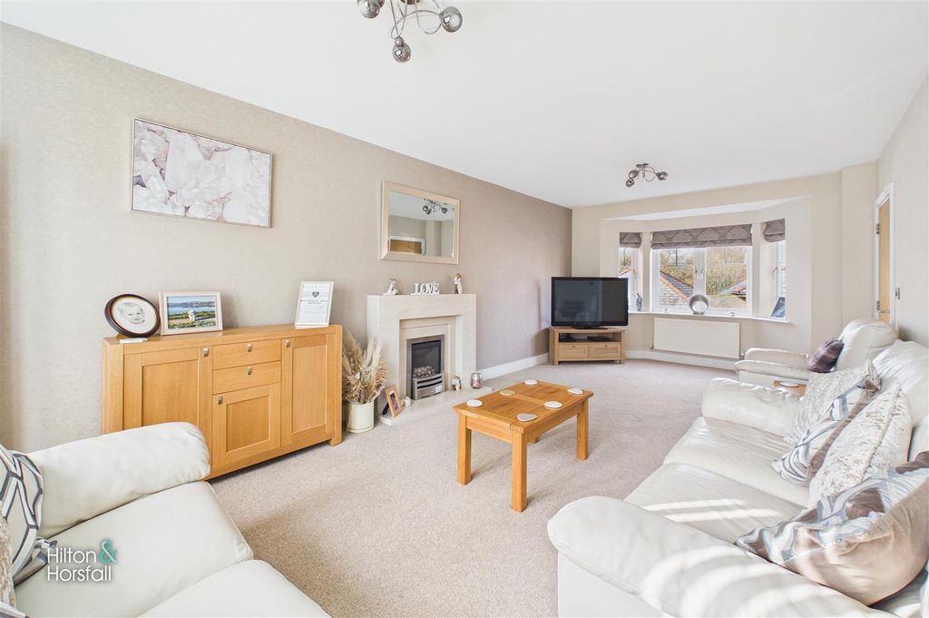 Additional image 2 of 4 bed detached house for saleGrenfell Gardens, Colne BB8