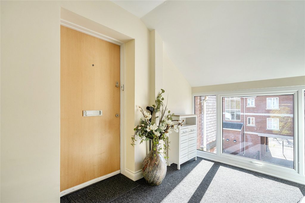 Additional image 9 of 2 bed flat for saleParliament Square, Parliament Street, Crediton, Devon EX17