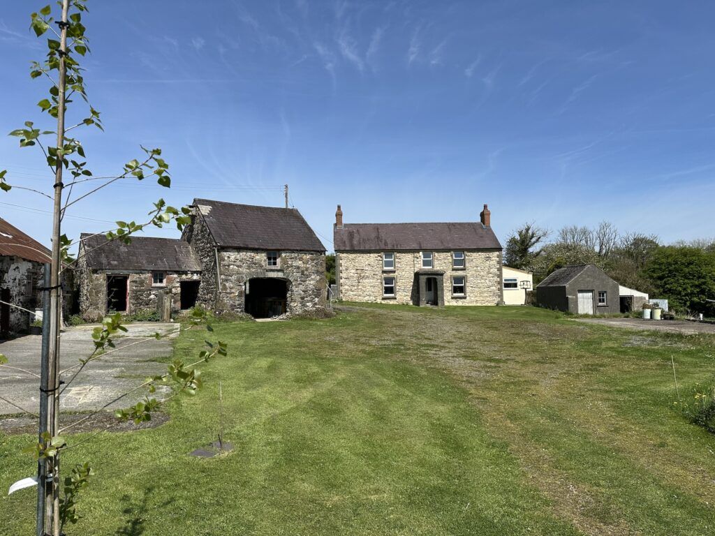 4 bed detached house for saleLlanycefn, Clynderwen SA66