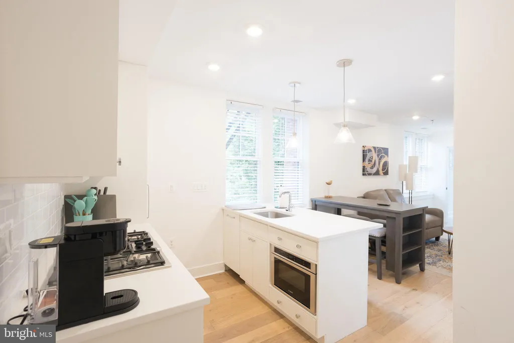 Additional image 3 of 2869 28th St NW Unit 3, Washington, DC 20008