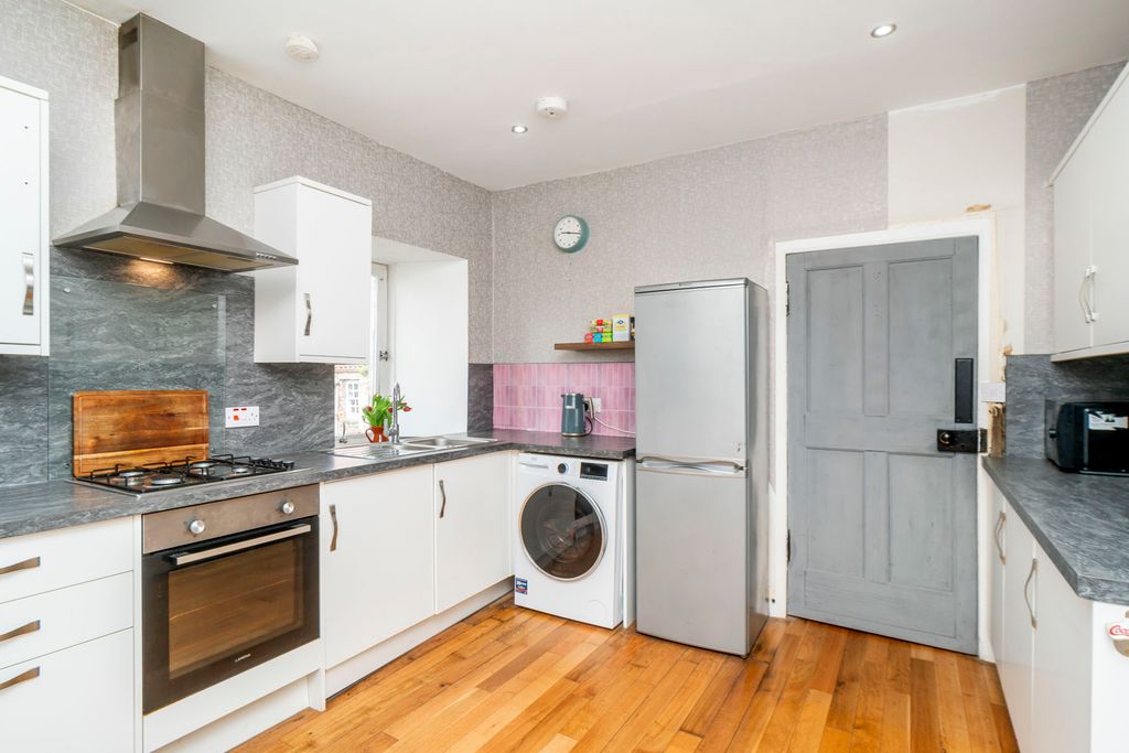 3 bed flat for sale2A, Sidegate, Haddington EH41 photo 5