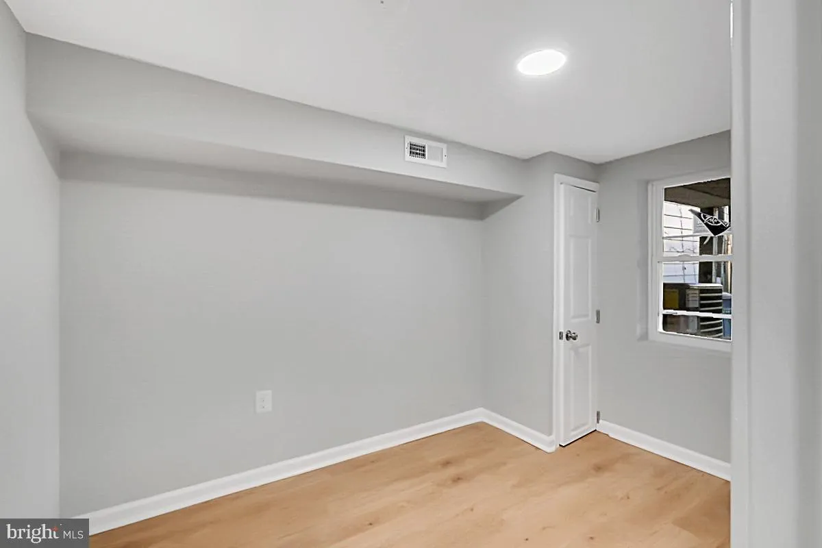 Additional image 39 of 727 Otis Place NW, Washington, DC 20010