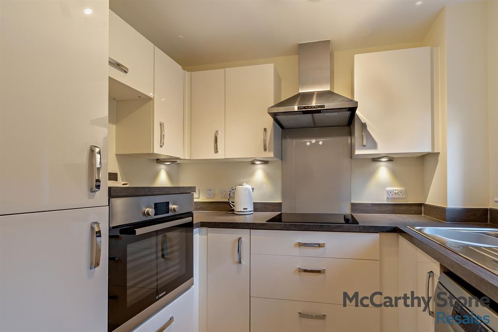 Additional image 10 of 1 bed flat for saleThe Laureates, Newgate Street, Cottingham HU16