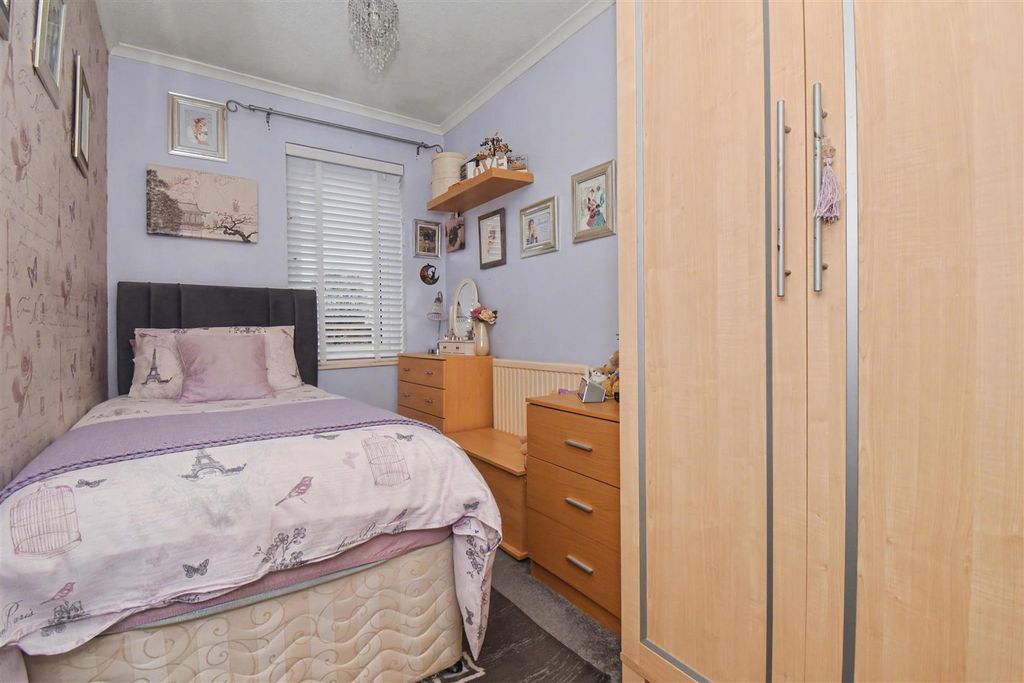 Additional image 8 of 3 bed flat for saleNN18, Epsom Walk, Corby