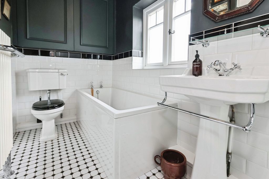 Additional image 10 of 4 bed detached house for saleHaden Park Road, Haden Hill, Cradley Heath B64