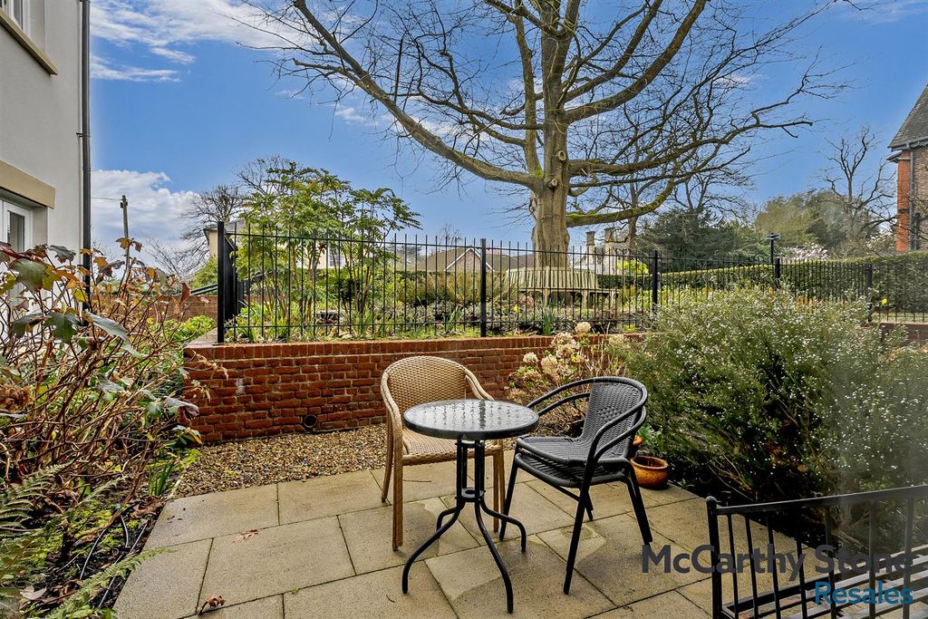 Additional image 3 of 2 bed flat for saleHorsley Place, High Street, Cranbrook, Kent TN17