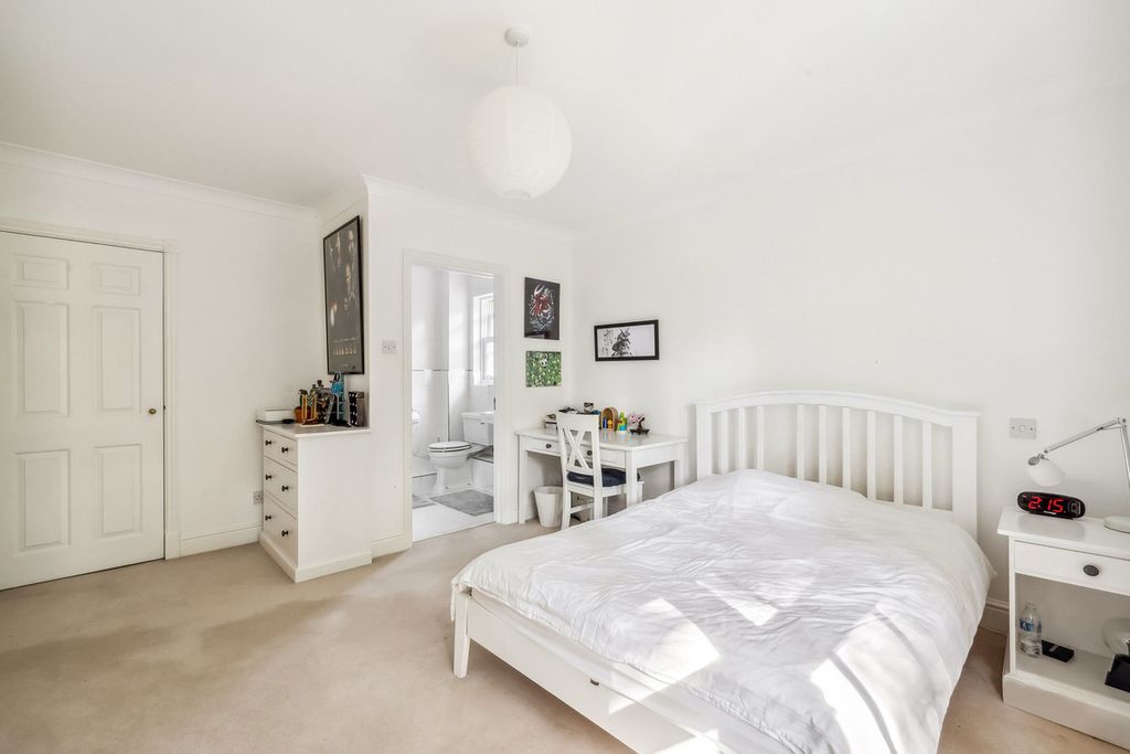 Additional image 20 of 5 bed detached house for saleSandringham Park, Surrey KT11