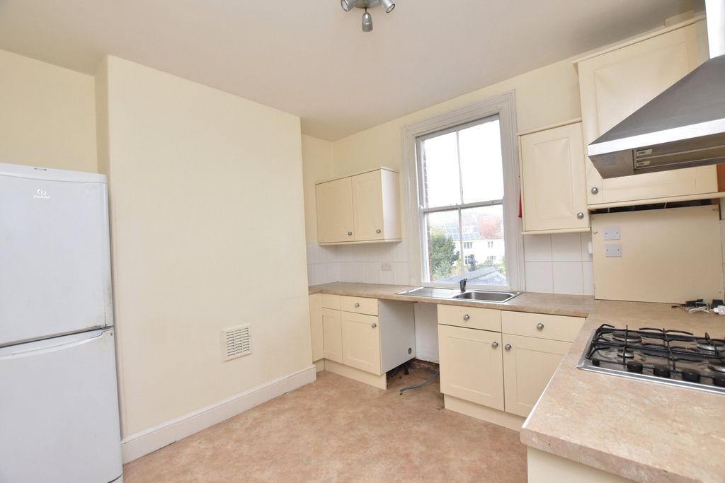 Additional image 4 of 2 bed maisonette for saleLinden Vale, Howell Road, Exeter EX4